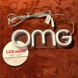 LED Neon OMG Wall Light!  NWT